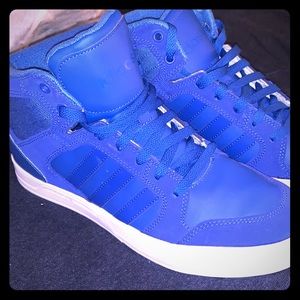 Men’s Adidas Neo hitops in deep blue, Sz 9